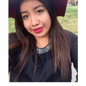 Meet your Posher, Tiffany